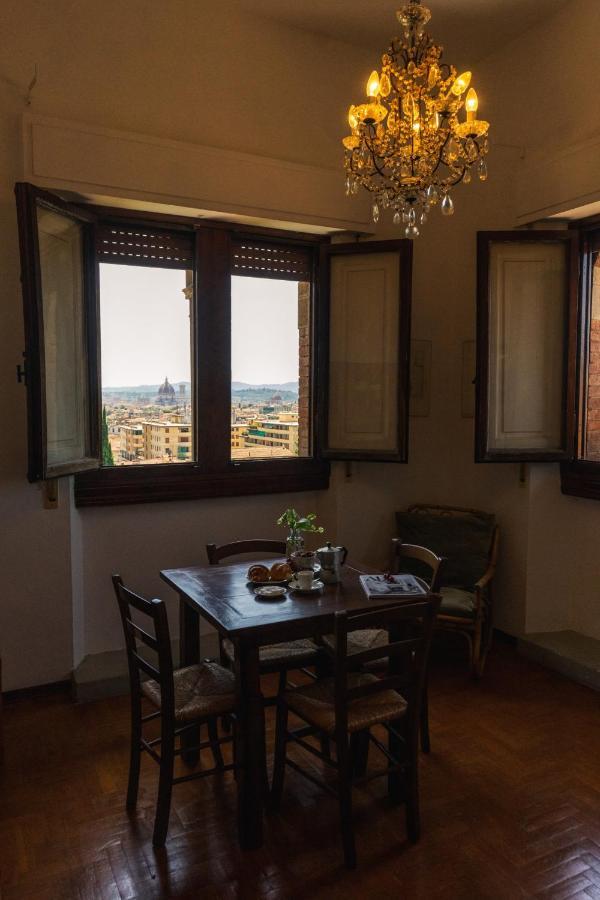 Attico In Villa Storica - Dolcevita Holiday Firenze Bagian luar foto