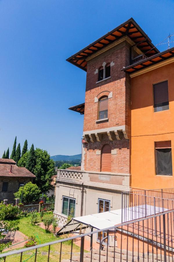 Attico In Villa Storica - Dolcevita Holiday Firenze Bagian luar foto
